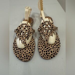 Pierre Dumas Women's Thong Slip On Sandals Cheetah Print Size 6M